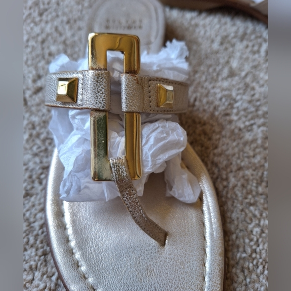 Stuart Weitzman Womens Metallic Gold Flip Flop Sandals. Size 5.5 - Picture 4 of 10